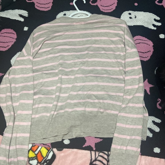 Women’s cardigan/sweater size large - Picture 2 of 3